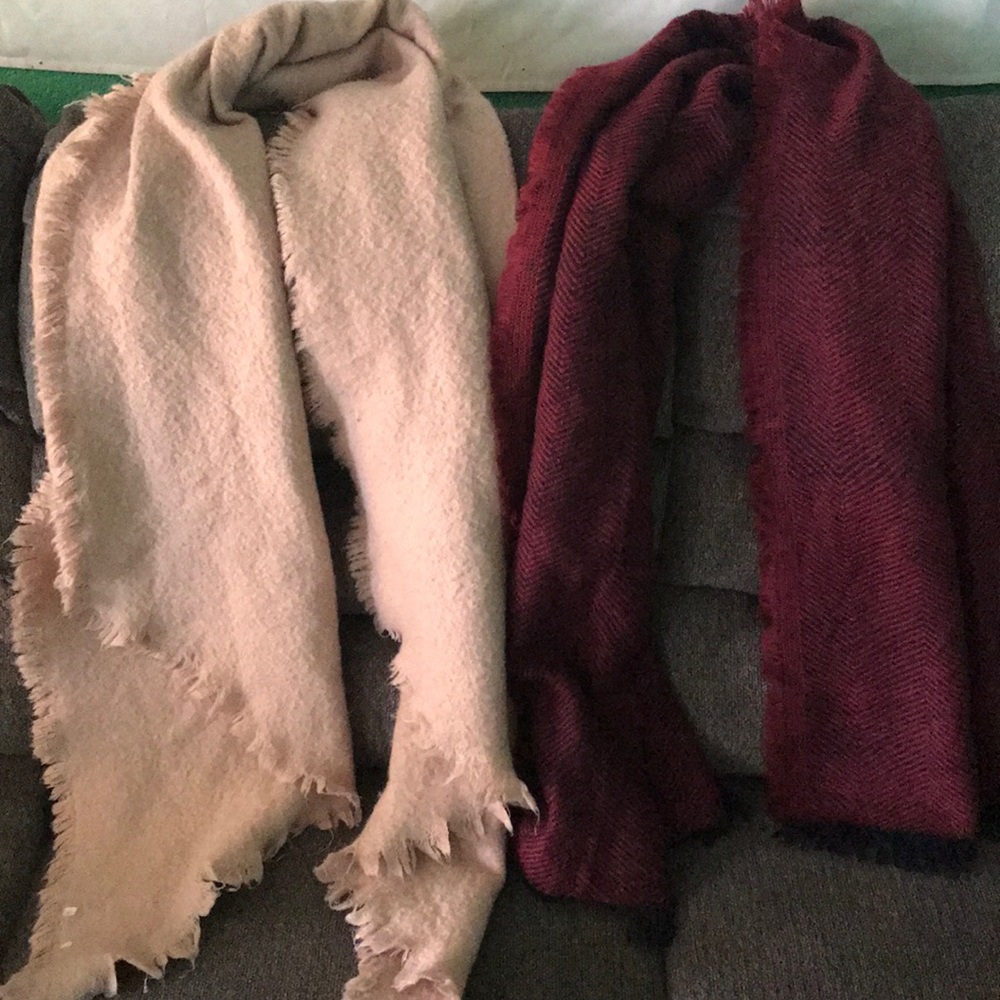 Bundle of Two Blanket Scarves